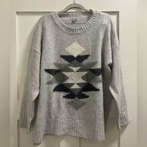 Aerie Gray Geometric Crew Neck Sweater